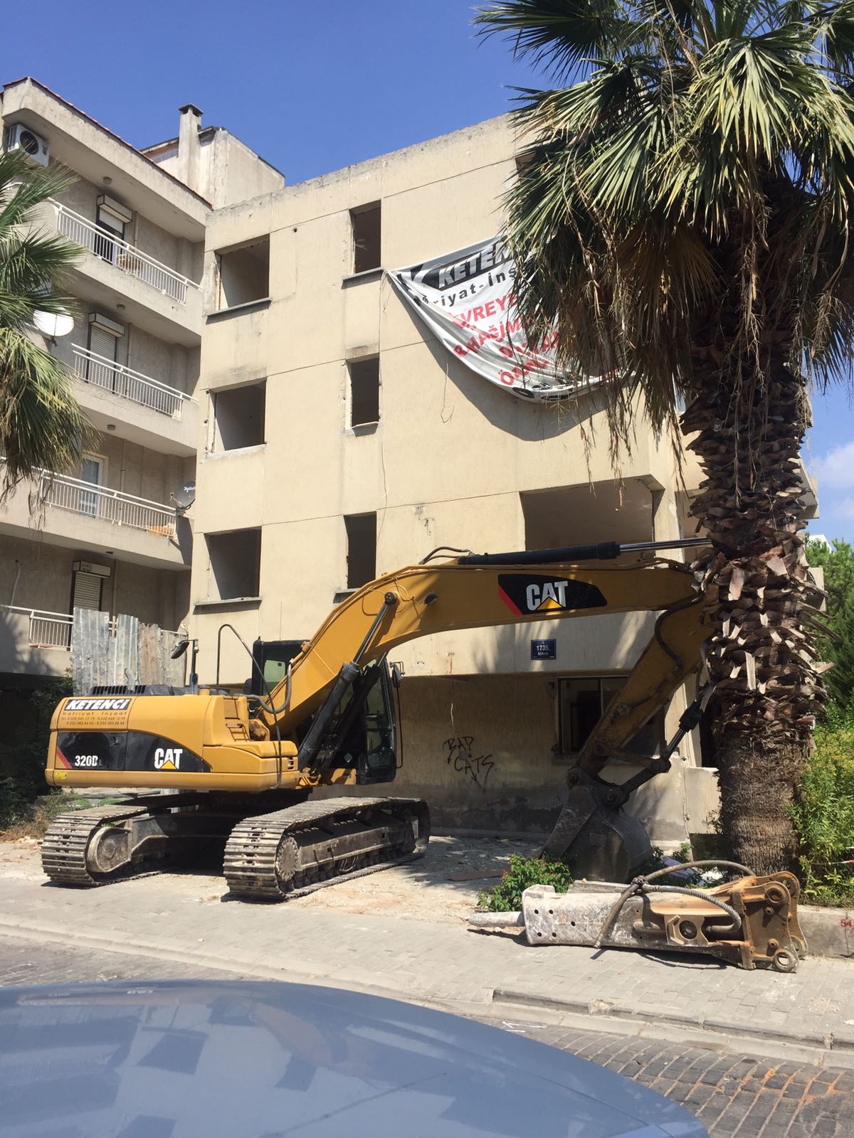 Bina Yıkım Çalışmaları